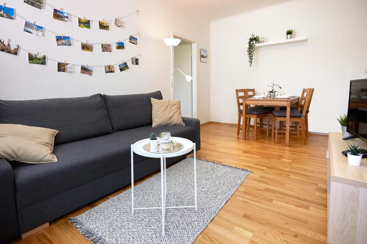 Gemuetliche Wohnung In Zentraler Lage Graz Luaran gambar
