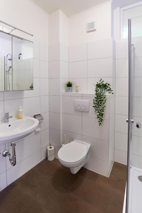 Gemuetliche Wohnung In Zentraler Lage Graz Luaran gambar